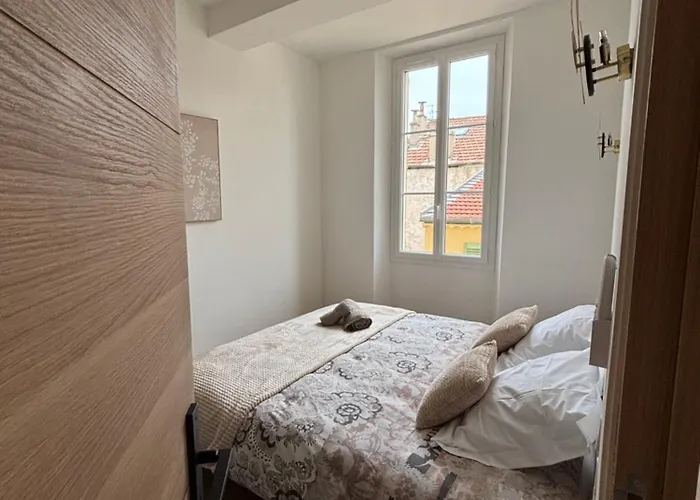 Homeforville Apartman